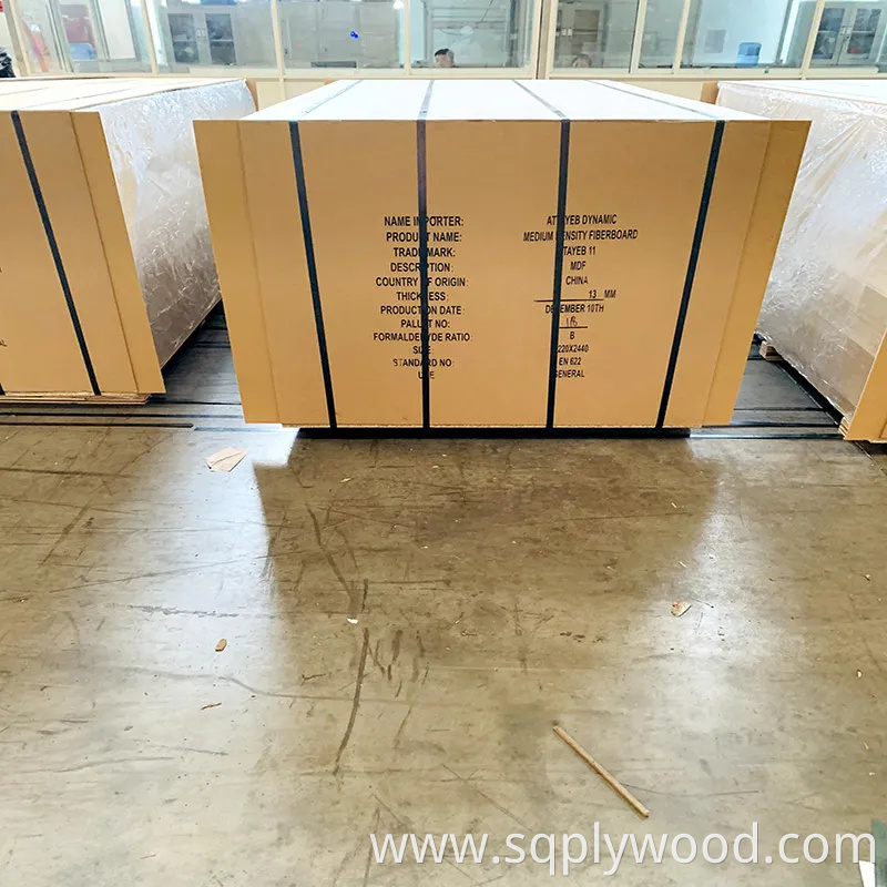 4*8FT Melamine Laminated Slot MDF Board Plain MDF Sheet Wood Grain Veneer